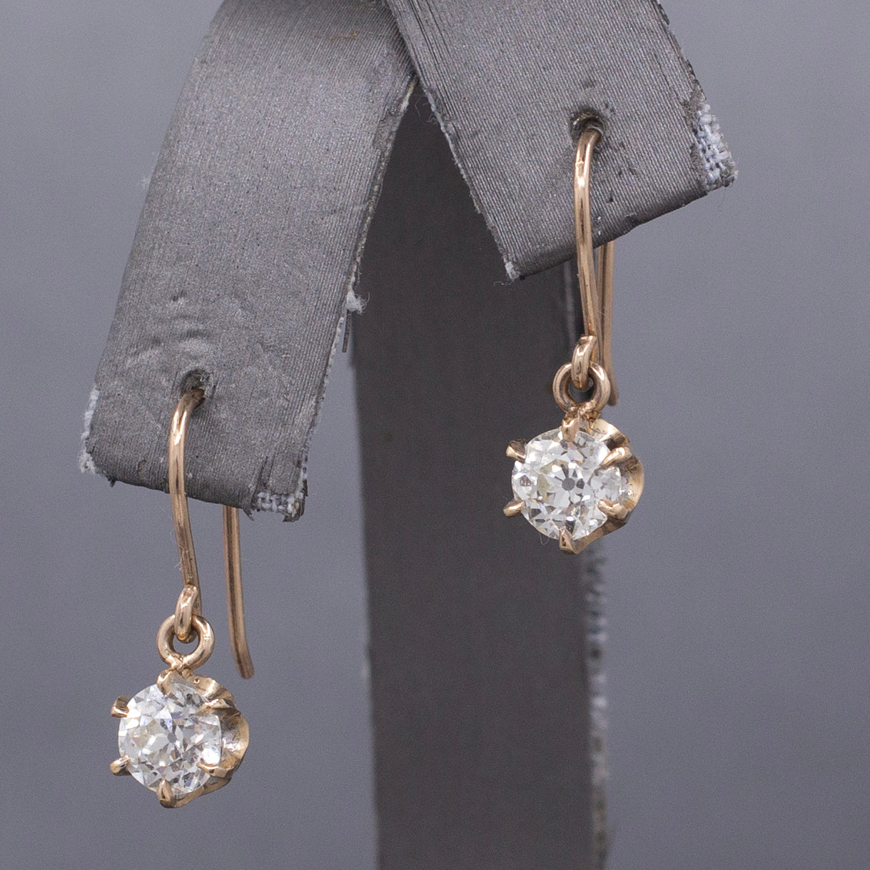 Exquisite Victorian Diamond 1.50cttw Drop Dangle Earrings in 14k Yellow Gold