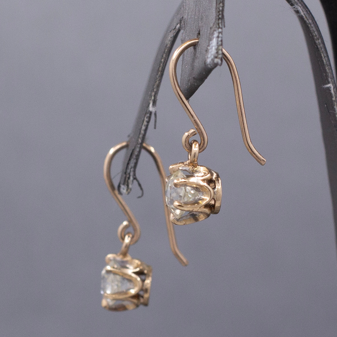 Exquisite Victorian Diamond 1.50cttw Drop Dangle Earrings in 14k Yellow Gold