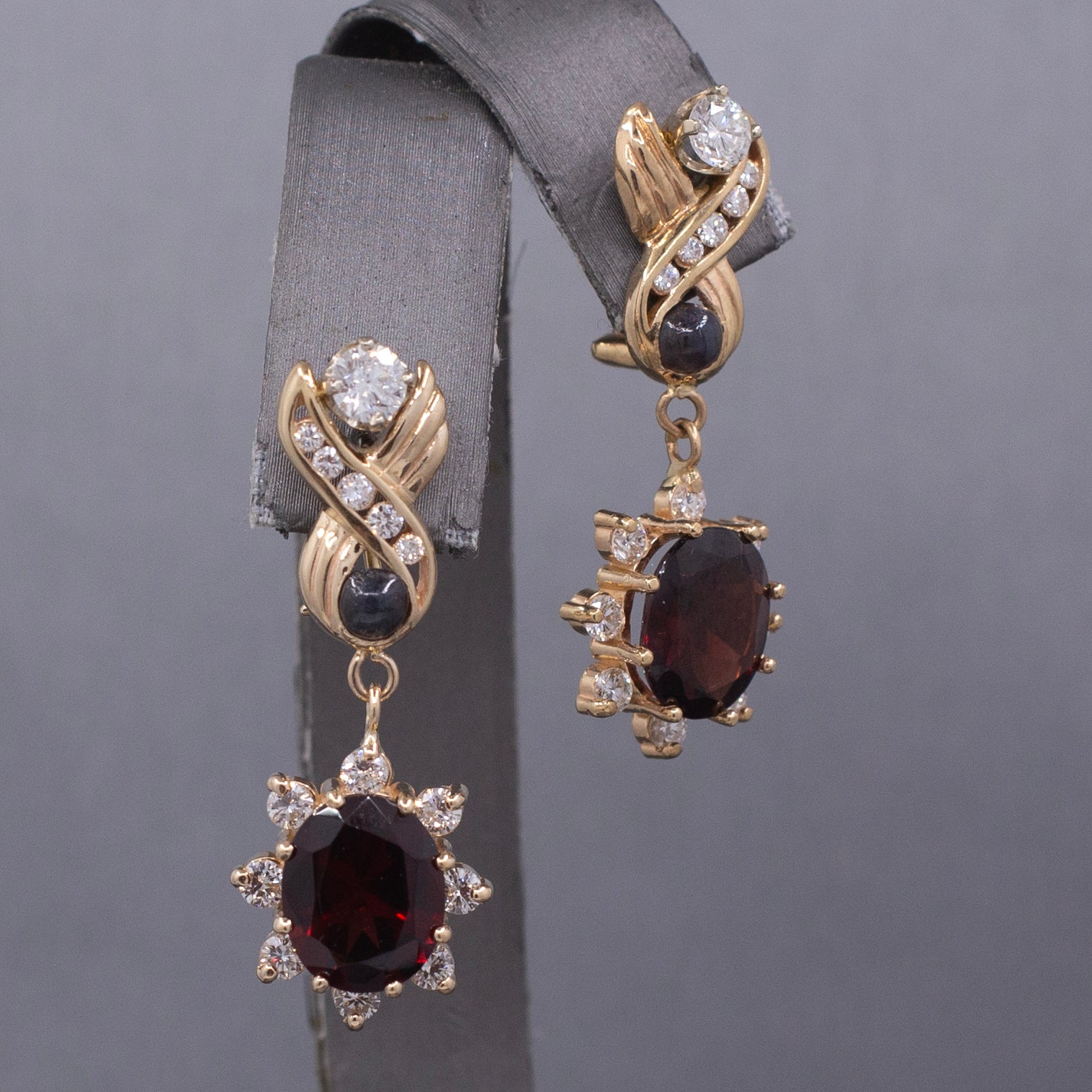Vintage Diamond and Garnet Dangle Drop Earrings in 14k Yellow Gold