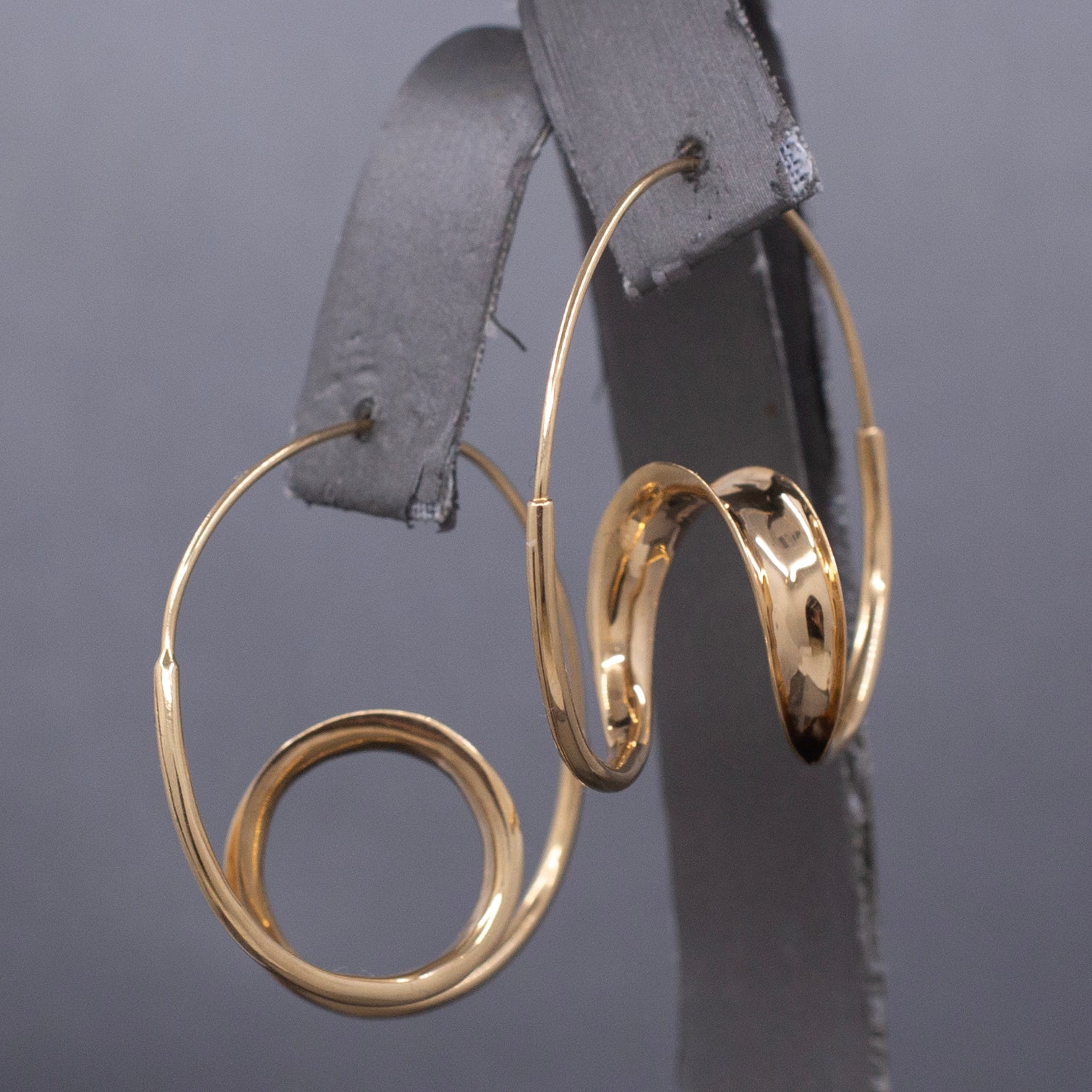 Vintage Iconoclast Double Twist Hoop Earrings in 14k Yellow Gold