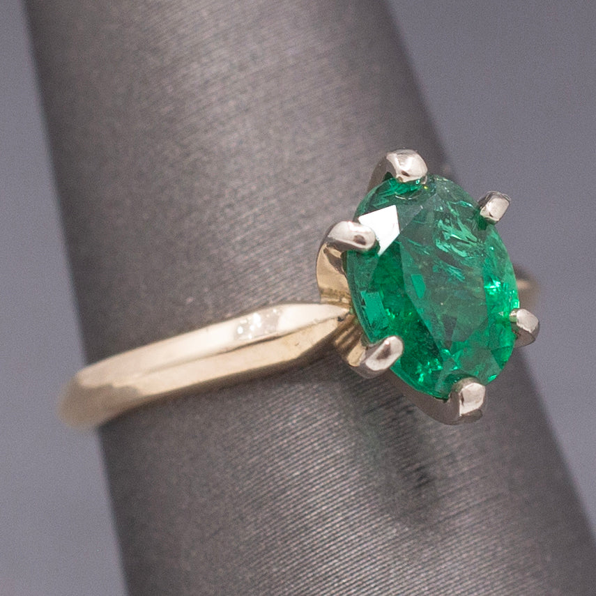 Vivid Sparkling Natural Oval Cut Emerald Solitaire Ring in 14k Yellow Gold