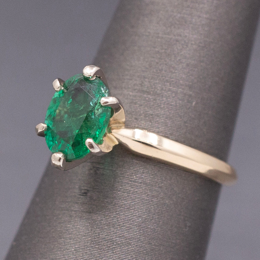 Vivid Sparkling Natural Oval Cut Emerald Solitaire Ring in 14k Yellow Gold