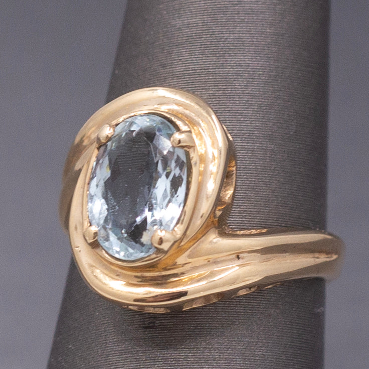 Vintage Aquamarine Bypass Swirl Ring in 14k Yellow Gold