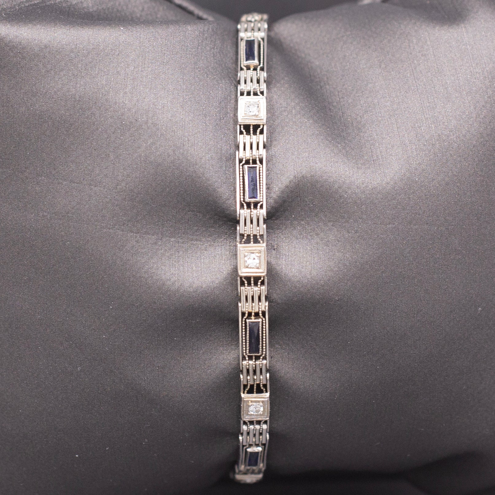 Sleek Late Art Deco Blue Sapphire and Diamond Chain Link Bracelet in 14k White Gold