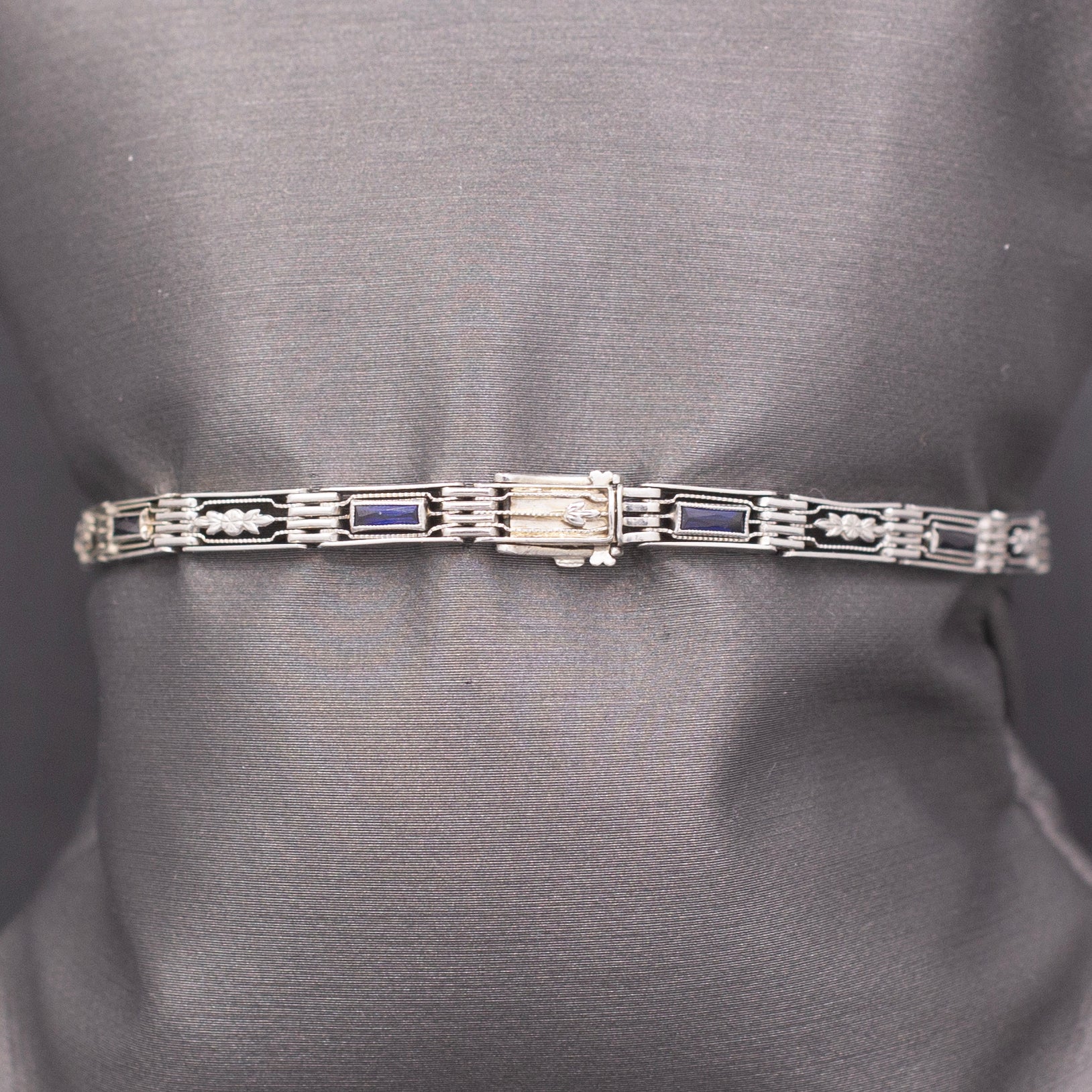 Sleek Late Art Deco Blue Sapphire and Diamond Chain Link Bracelet in 14k White Gold