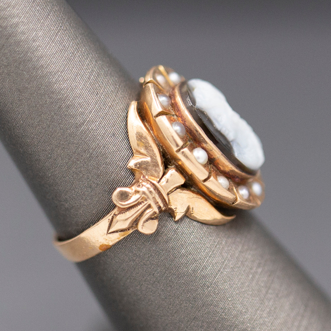 Antique Victorian Mourning Cameo Ring with Pearl Border and Fleur d'Lis in 14k Rose Gold
