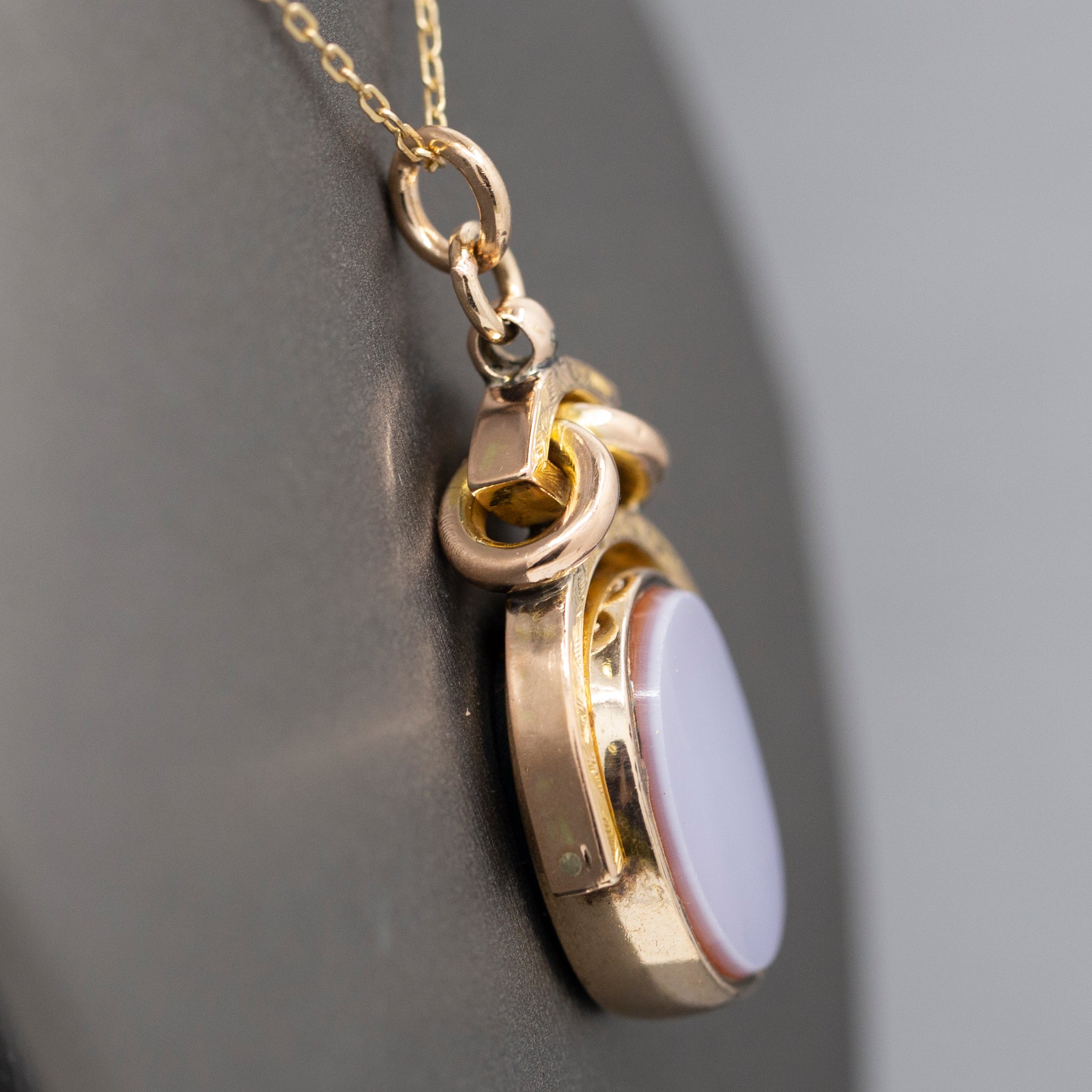 Antique Victorian Spinning Oval Bloodstone and Onyx Fob Pendant in 10k Yellow Gold
