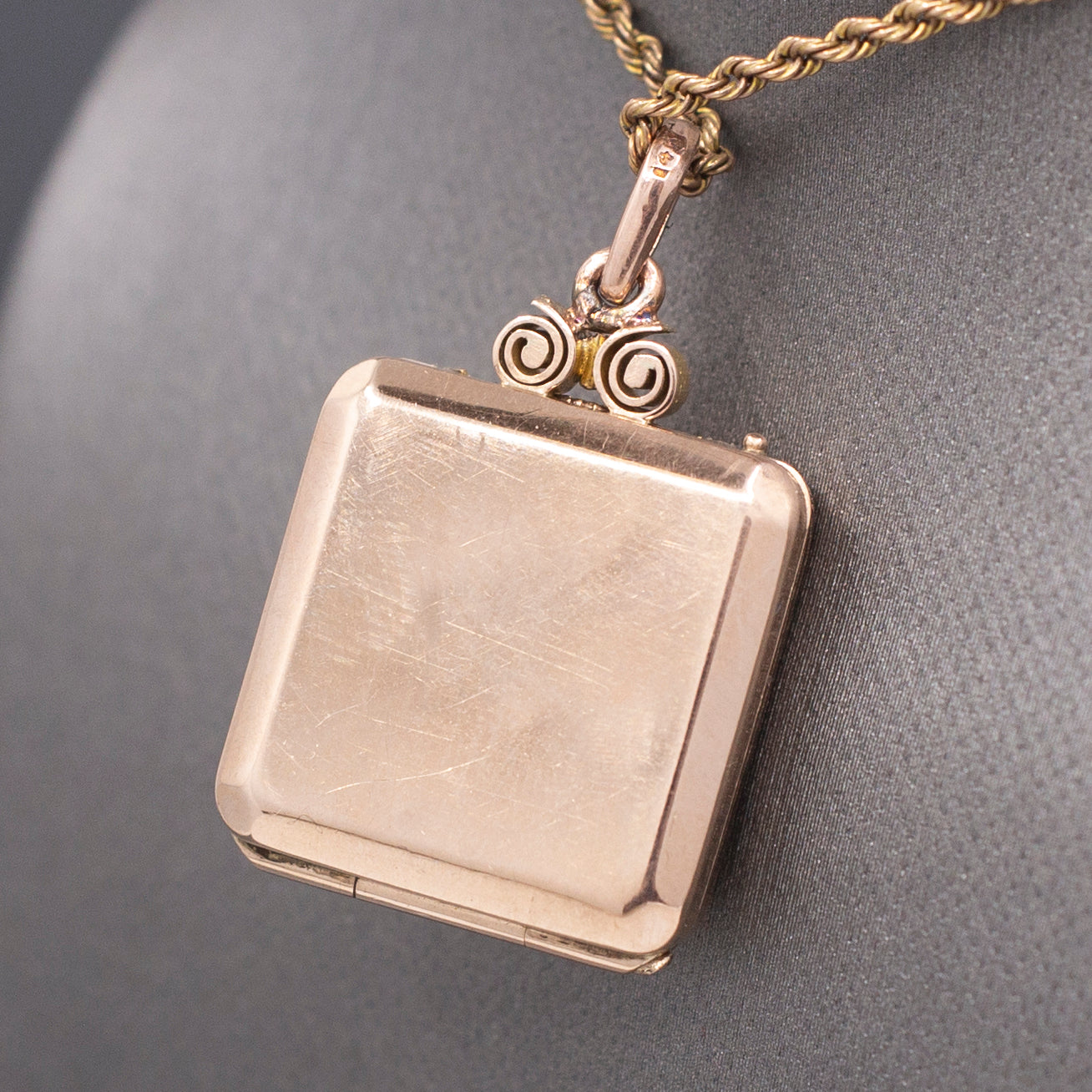 Antique Victorian Gold in Quartz Locket Pendant in 10k Rose Gold