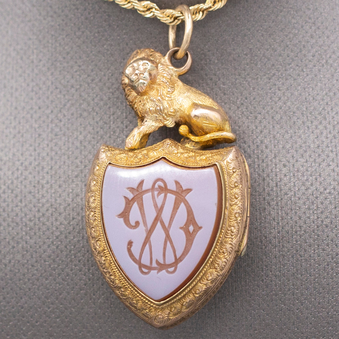 Exceptional Antique Victorian Lion Shield Locket with Sardonyx and Bloodstone in 14k Yellow Gold