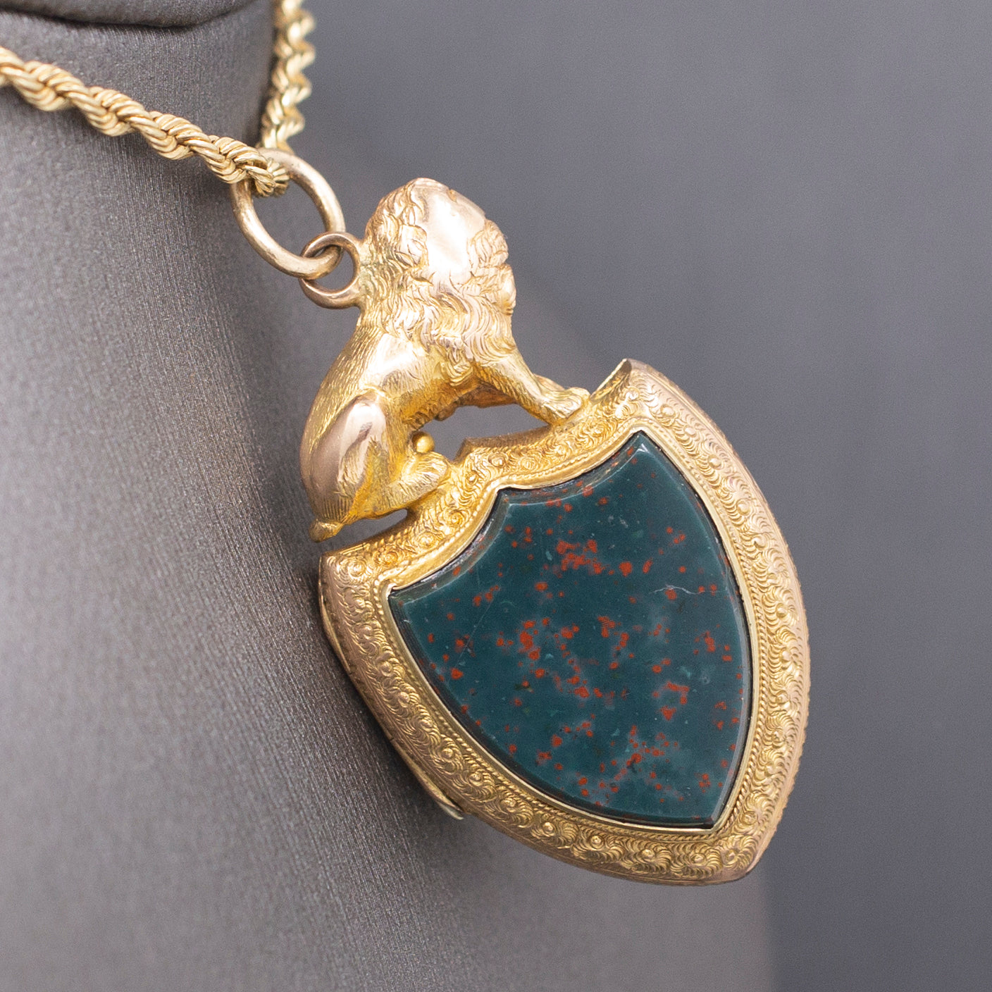 Exceptional Antique Victorian Lion Shield Locket with Sardonyx and Bloodstone in 14k Yellow Gold