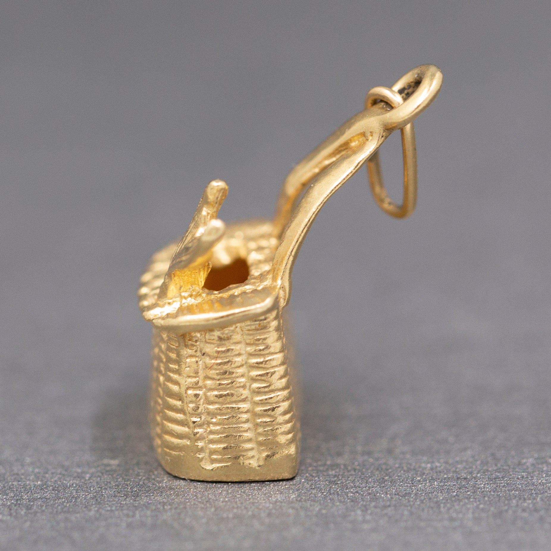 Vintage Fish Fishing Basket Charm in 14k Yellow Gold