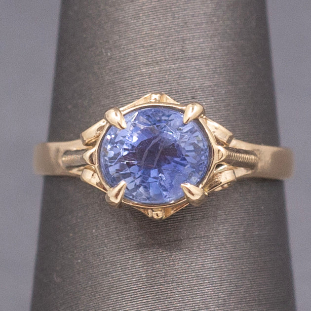 Vintage Cornflower Blue 2.43ct Natural Sapphire Ring in 14k Yellow Gold