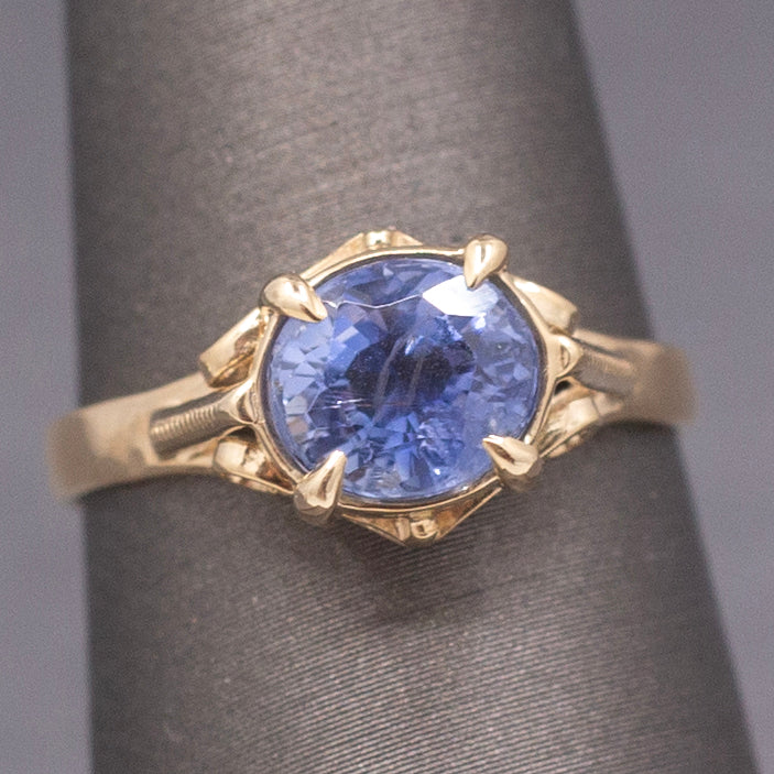 Vintage Cornflower Blue 2.43ct Natural Sapphire Ring in 14k Yellow Gold