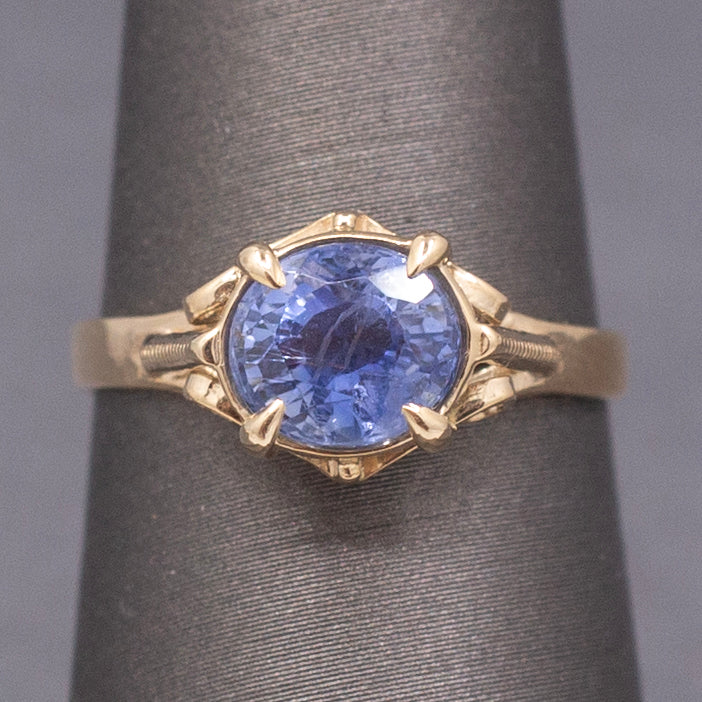 Vintage Cornflower Blue 2.43ct Natural Sapphire Ring in 14k Yellow Gold