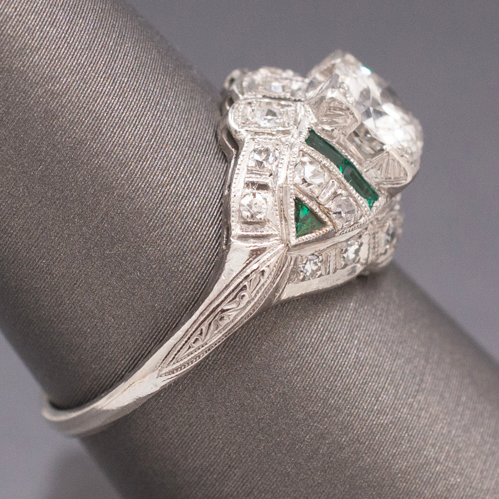 Exquisite Art Deco Old European Cut Diamond and Emerald Engagement Ring in Platinum