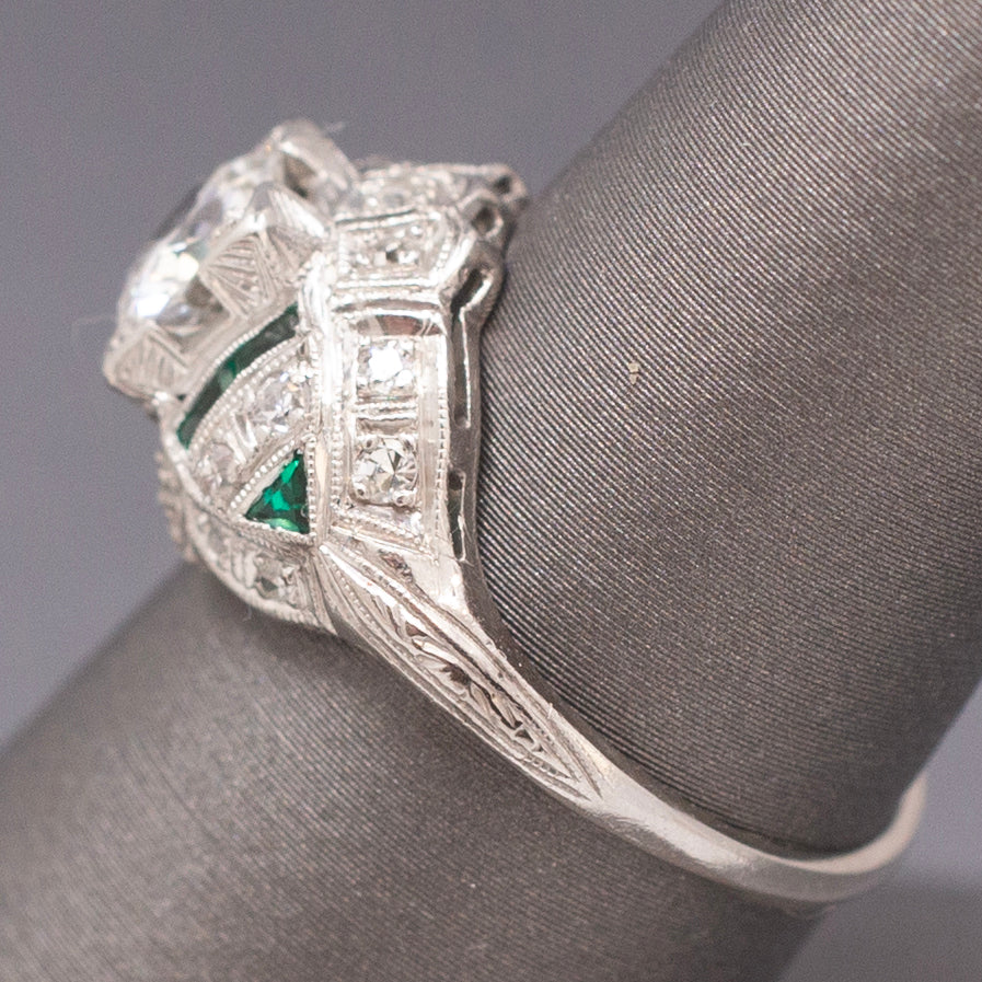 Exquisite Art Deco Old European Cut Diamond and Emerald Engagement Ring in Platinum