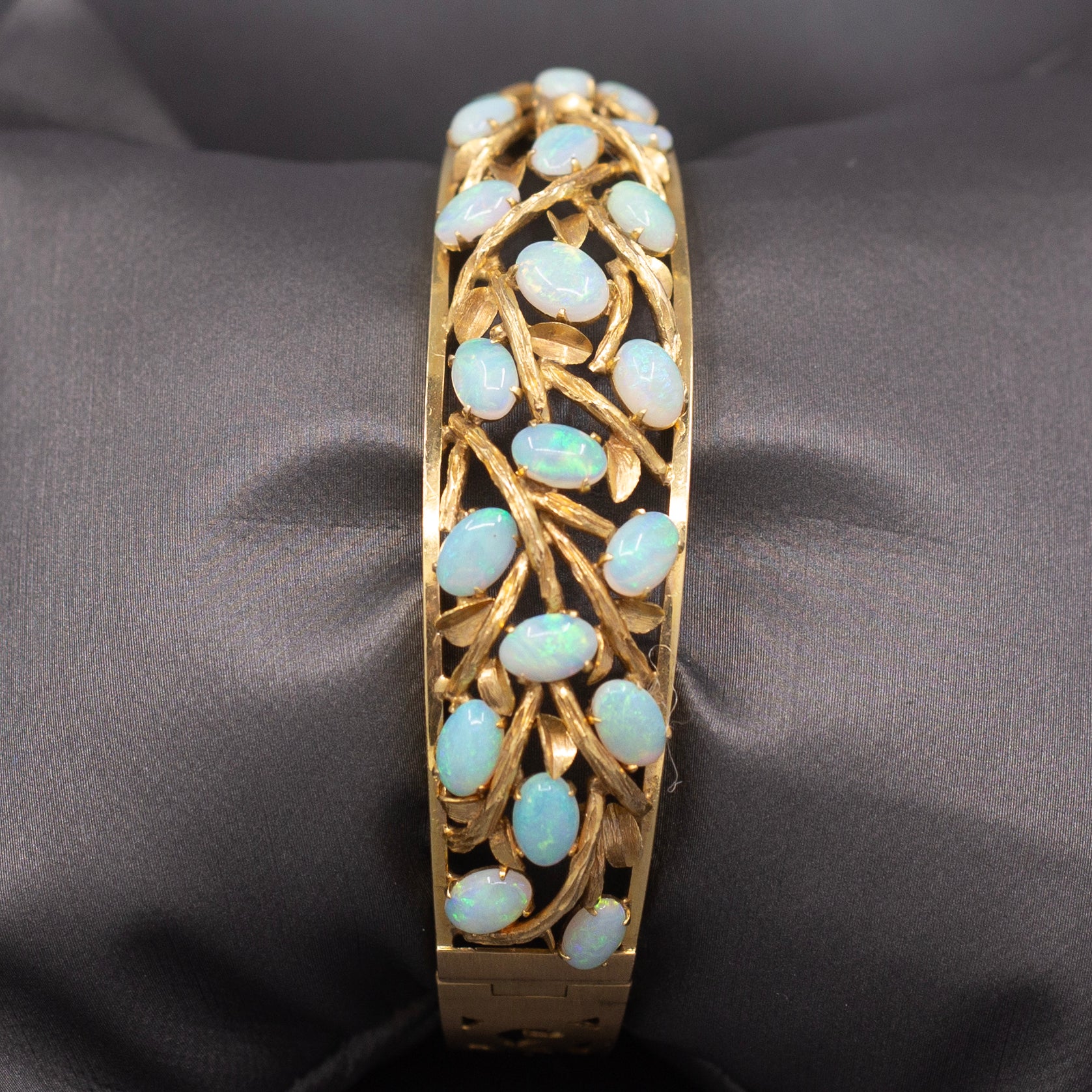 Exquisite Australian Opal Garland Bangle Bracelet in 14k Yellow Gold