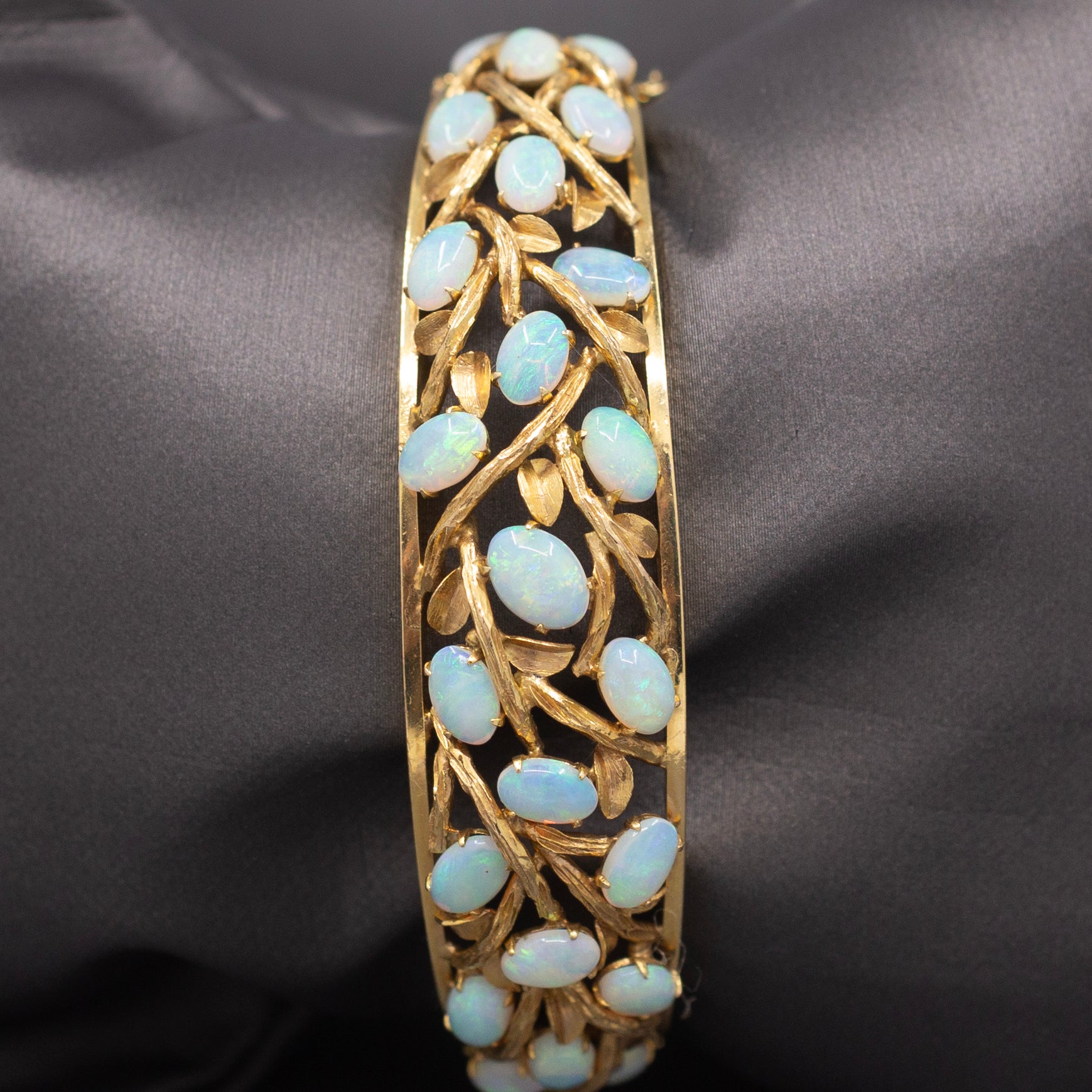 Exquisite Australian Opal Garland Bangle Bracelet in 14k Yellow Gold