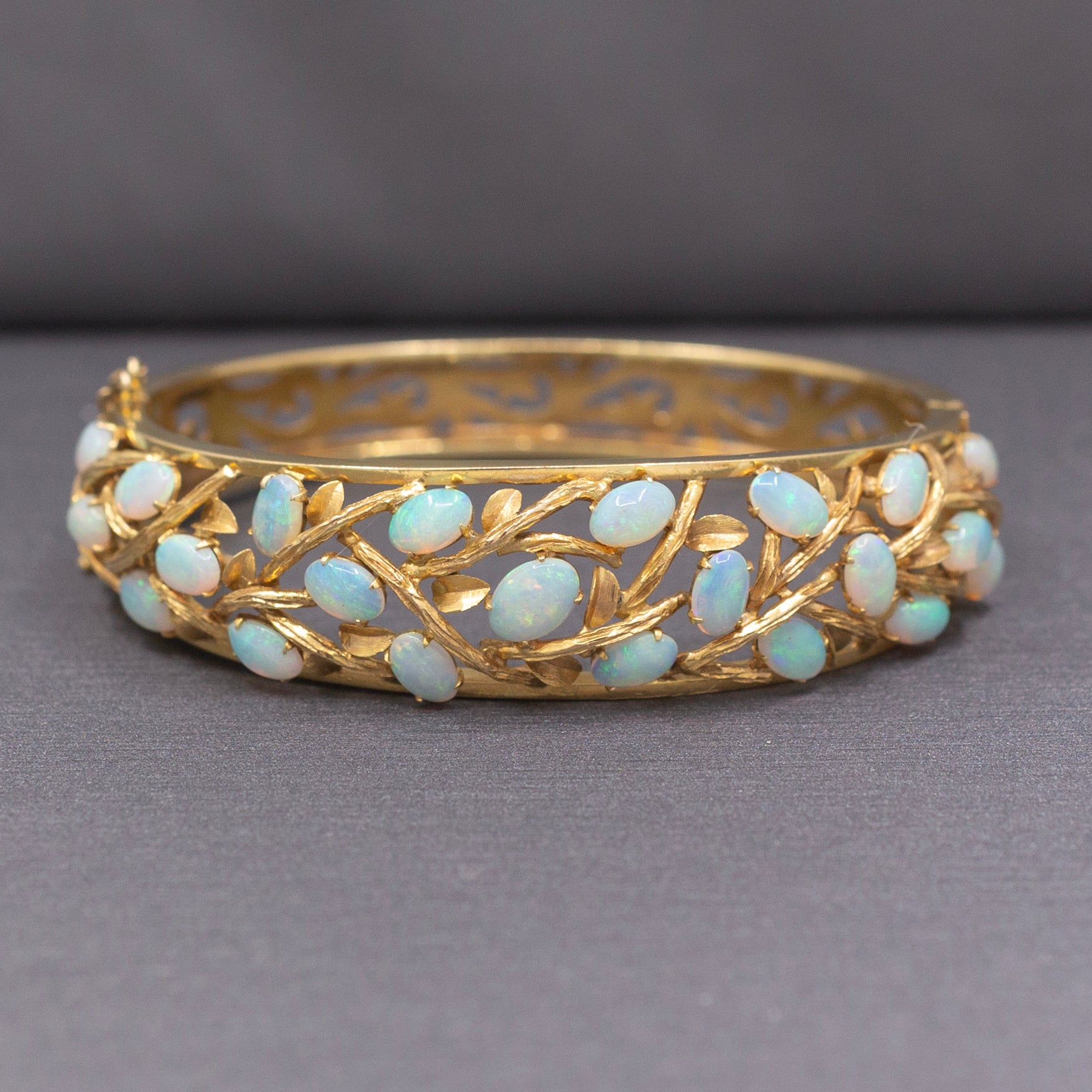Exquisite Australian Opal Garland Bangle Bracelet in 14k Yellow Gold