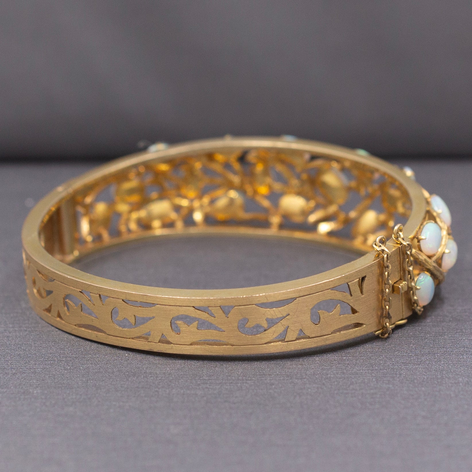 Exquisite Australian Opal Garland Bangle Bracelet in 14k Yellow Gold