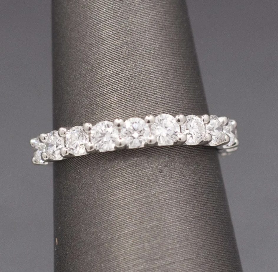 Vintage Blue Nile Luna 1.00ct Diamond Wedding Band Ring in Platinum