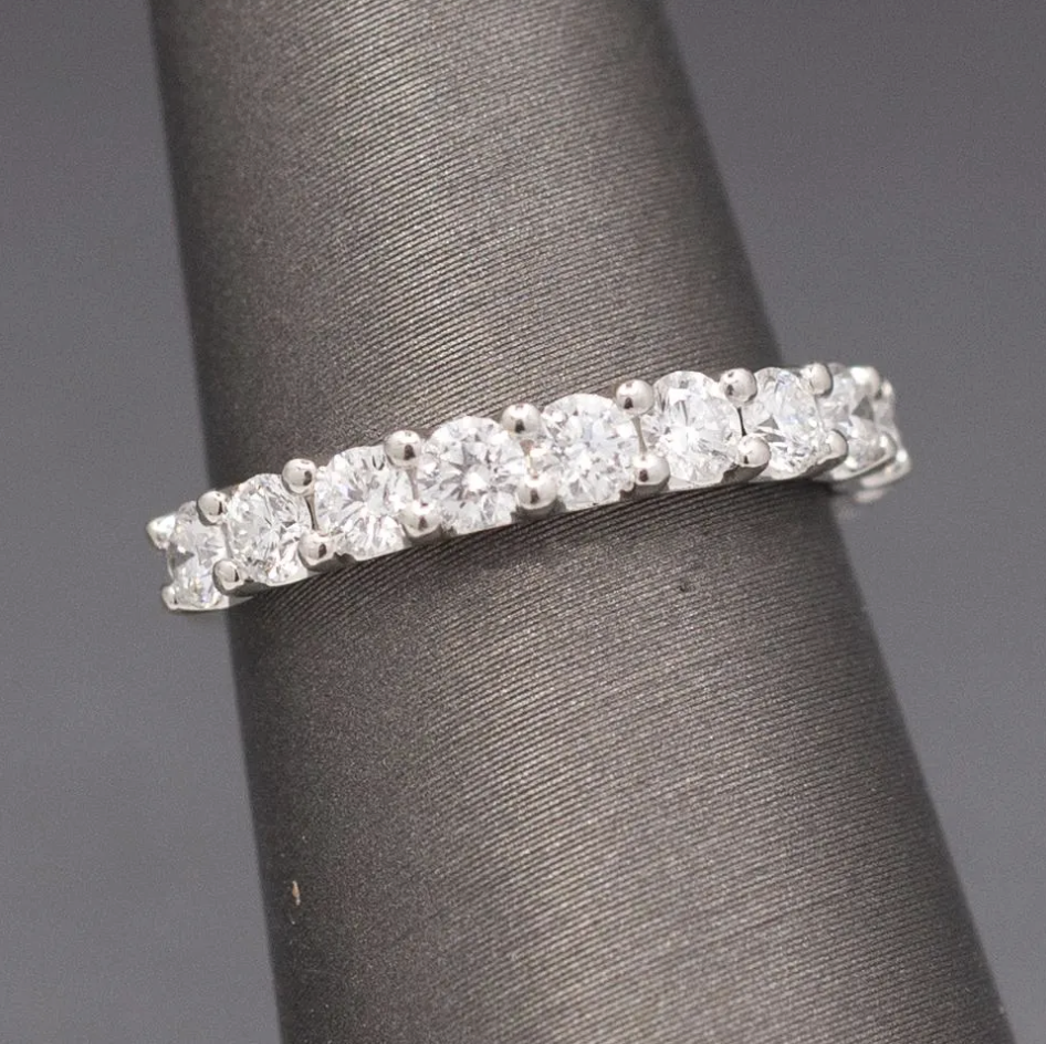 Vintage Blue Nile Luna 1.00ct Diamond Wedding Band Ring in Platinum