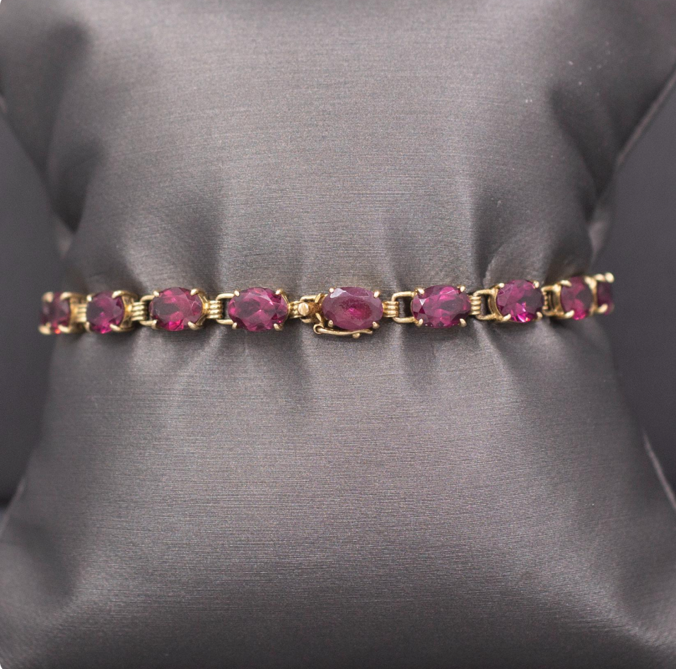 Sparkling Vintage Rhodolite Garnet Tennis Bracelet in 14k Yellow Gold