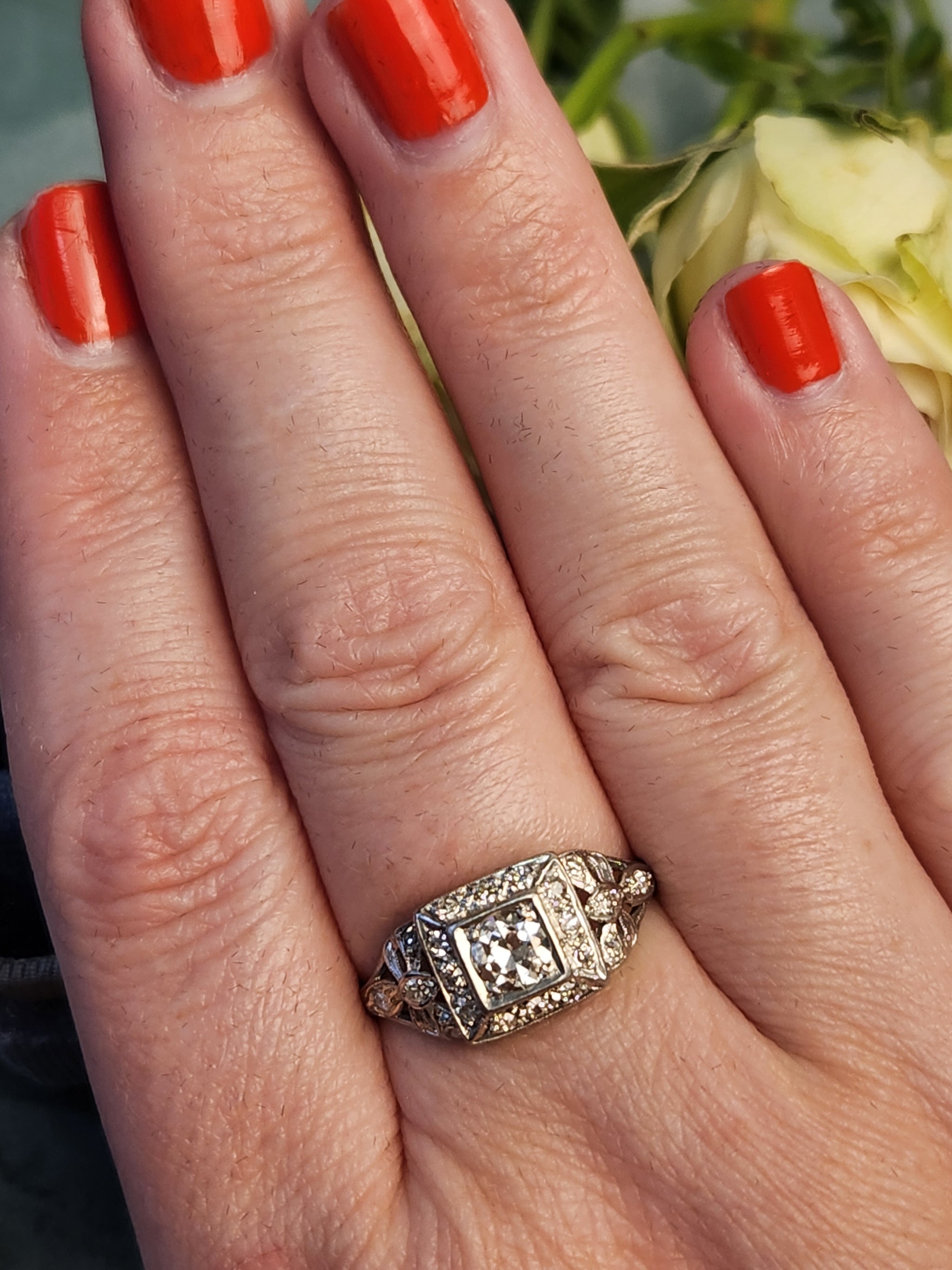 Gorgeous Late Art Deco Old European Cut Diamond Engagement Ring in Platinum