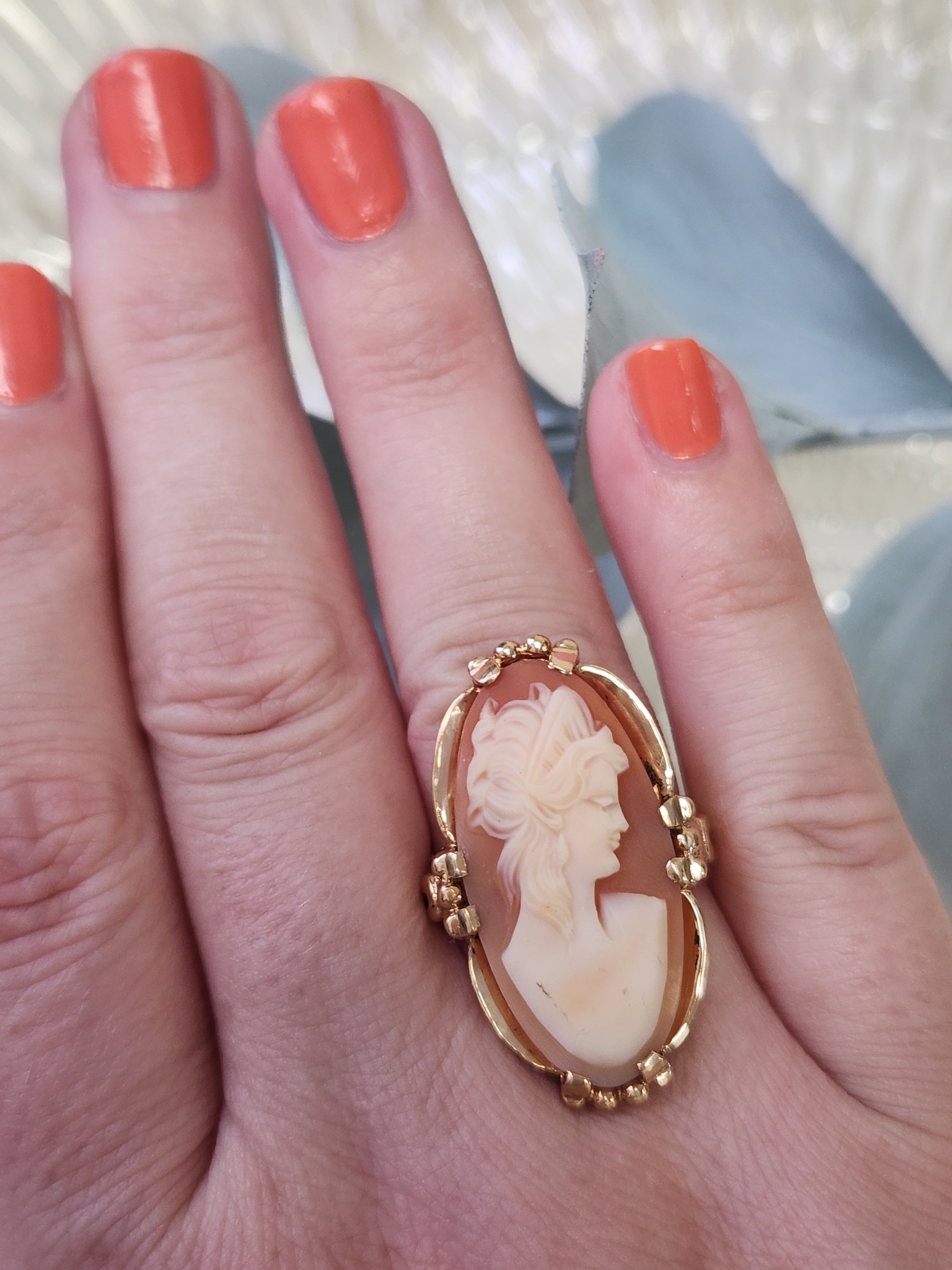 Vintage Large Shell Cameo Woman's Silhouette Statement Ring in 14k Yellow Gold
