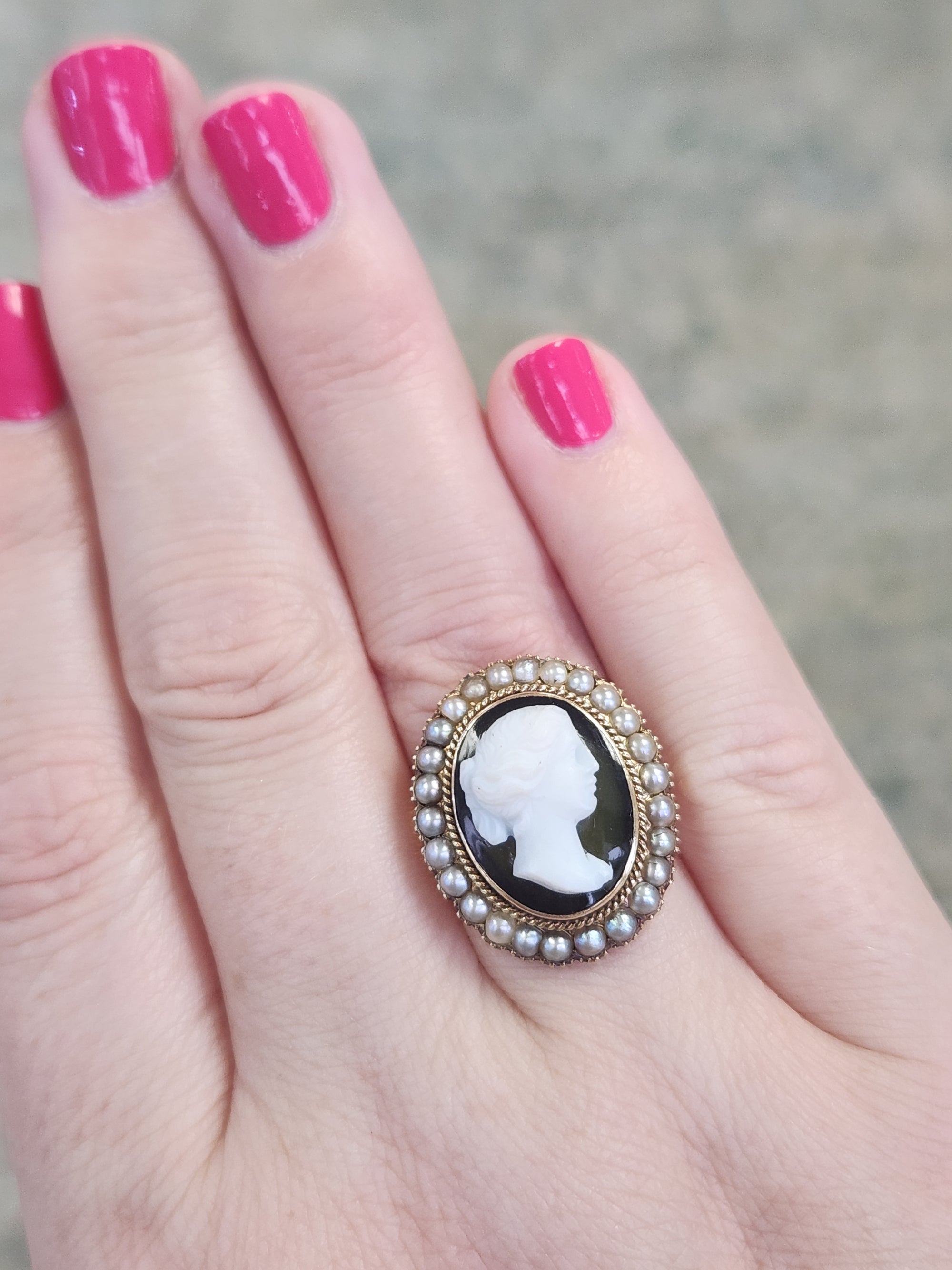 Antique Victorian Black and White Cameo Ring with Pearl Frame in 10k Yellow Gold