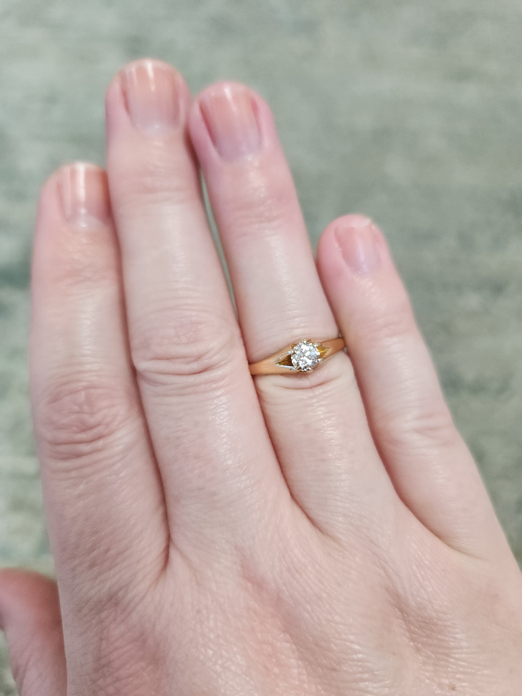 Antique Victorian Old Mine Cut Solitaire Engagement Ring in 18k Yellow Gold