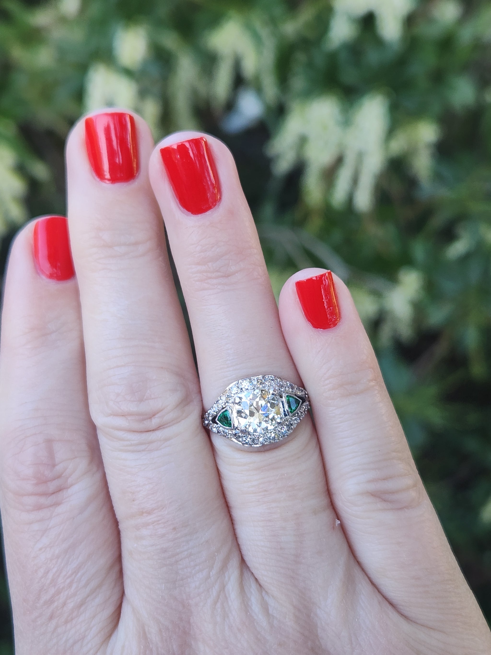 Late Art Deco Old European Cut Diamond and Natural Emerald Ring in Platinum