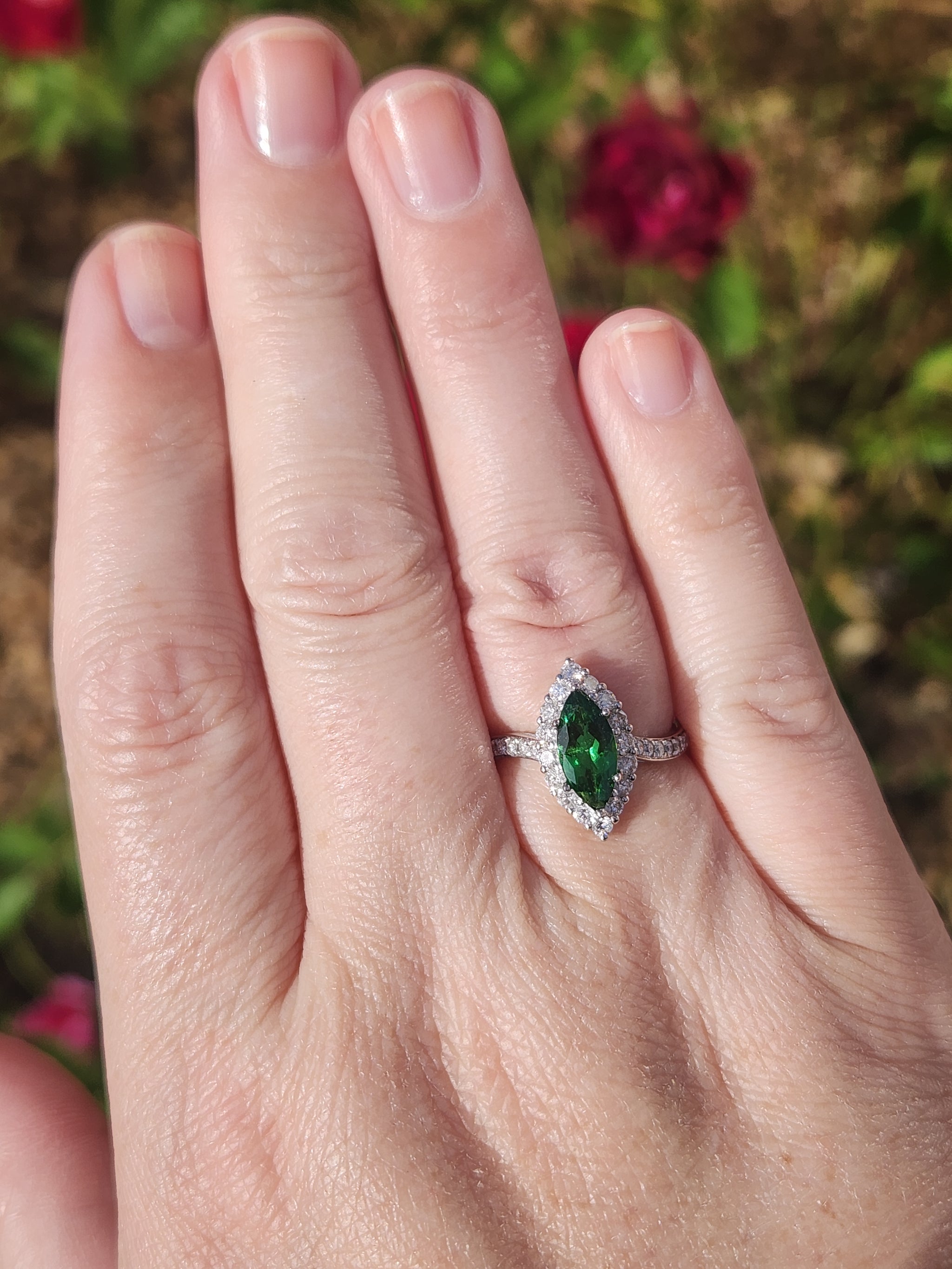 Stunning Marquise Tsavorite Garnet and Diamond Ring in Platinum 950
