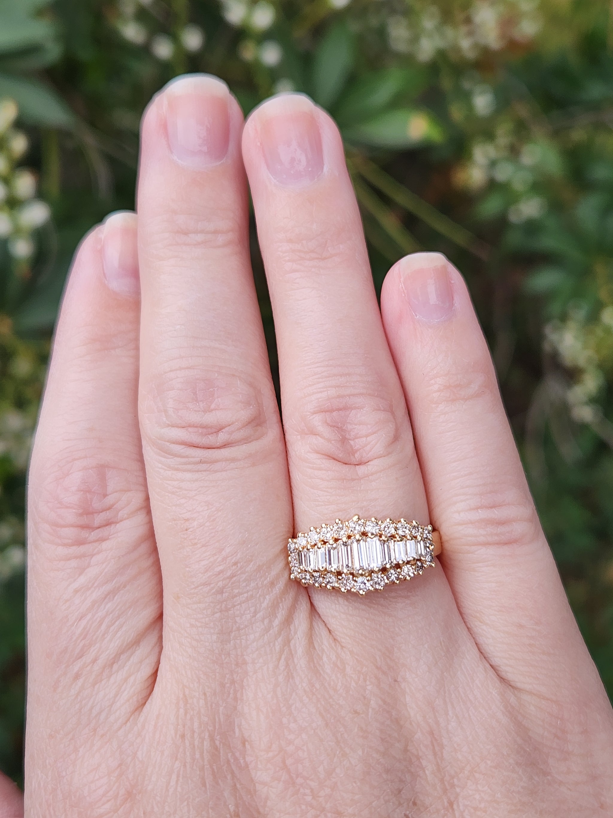 Vintage Baguette Cut and Round Diamond Graduated Band Ring in 14k Yellow Gold