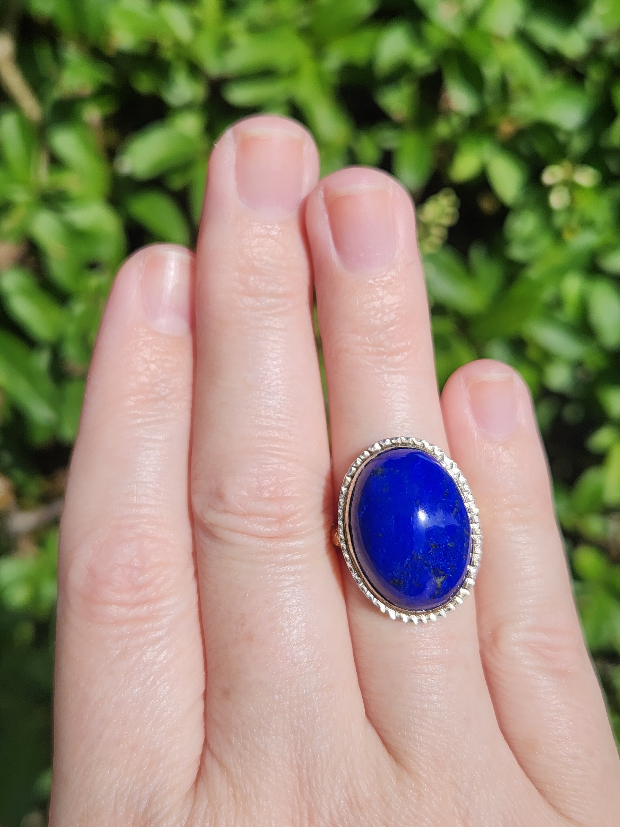 Victorian Lovely Lapis Cabochon Bezel Set Ring in 14k Yellow Gold
