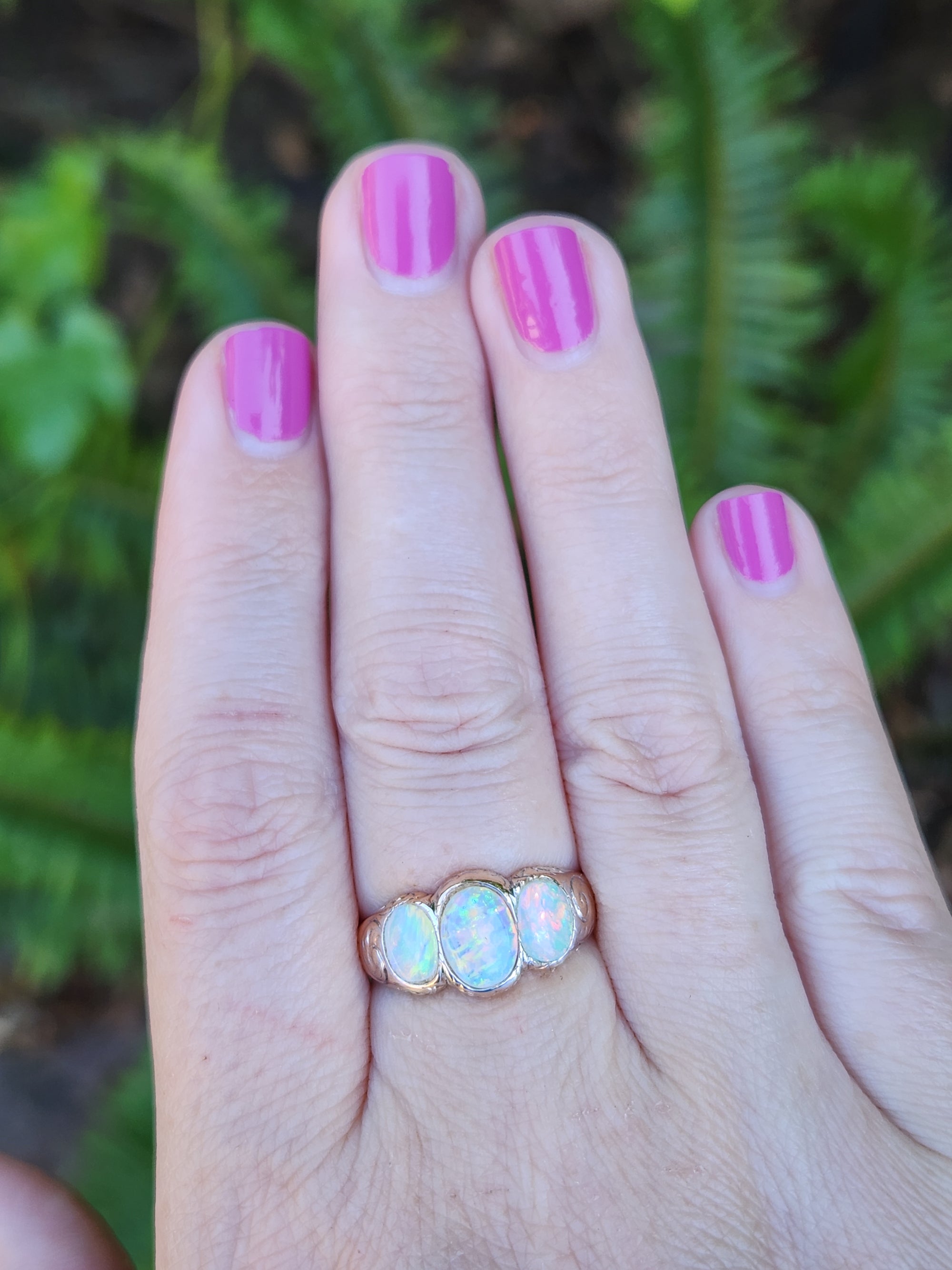 Late Victorian Bezel Set Opal Three Stone Engraved Band Ring in 14k Yellow Gold