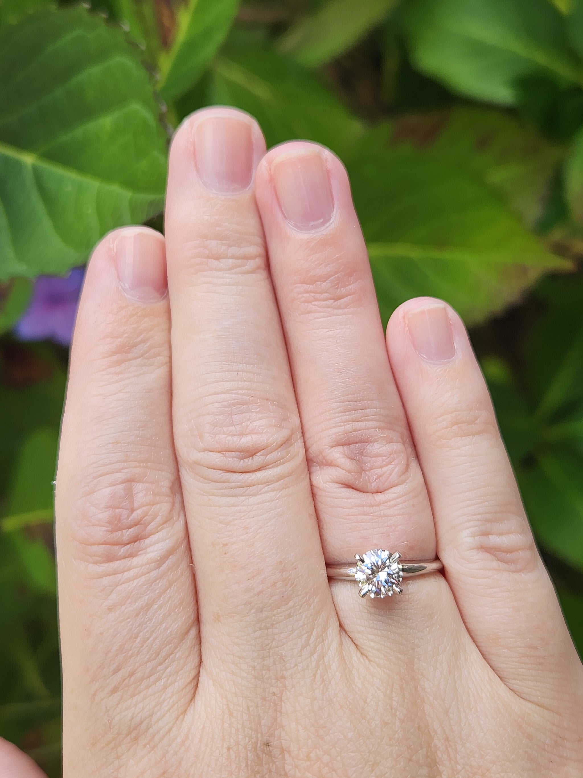 Classic Round Brilliant Cut Diamond 0.92ct Solitaire Engagement Ring in 14k White Gold