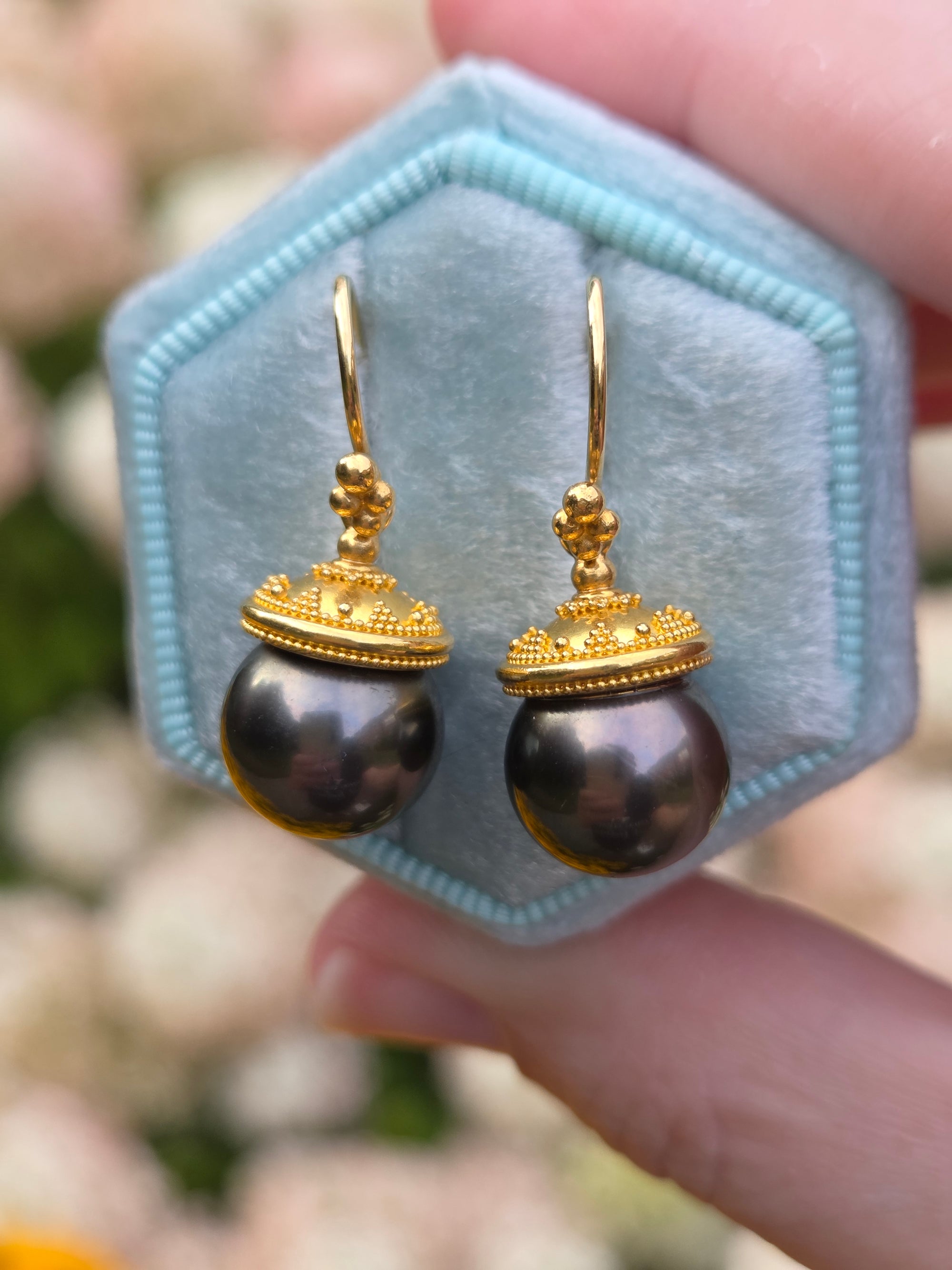 Sleek Black Tahitian Pearl Dangle Earrings in 18k Yellow Gold