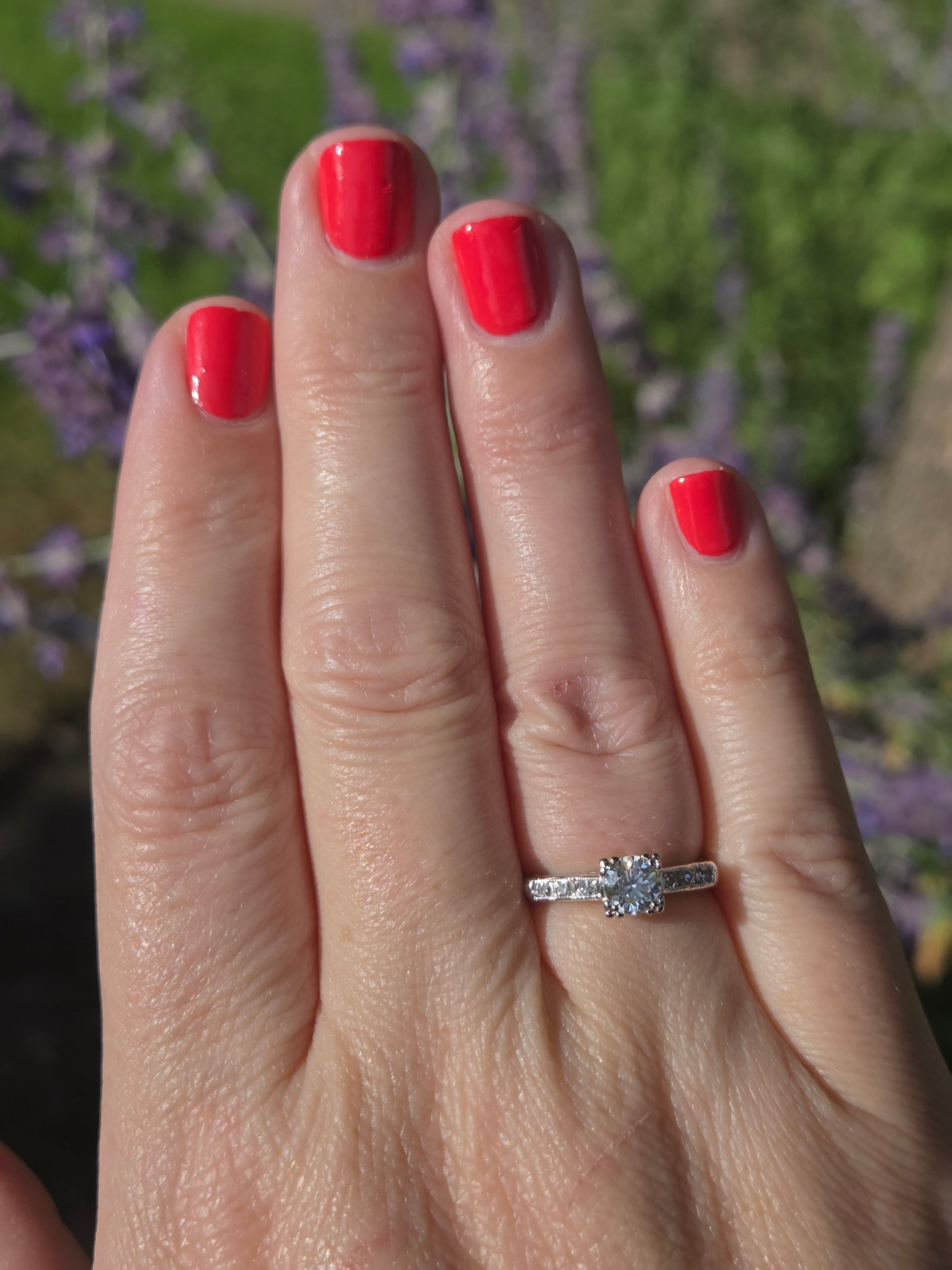 Sparkling Vintage Mid-Century Diamond Engagement Ring in Platinum
