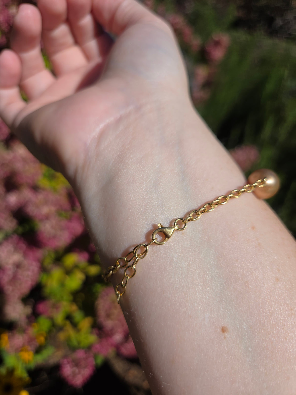 Yvel Golden South Sea Pearl Station Chain Bracelet in 18k Yellow Gold