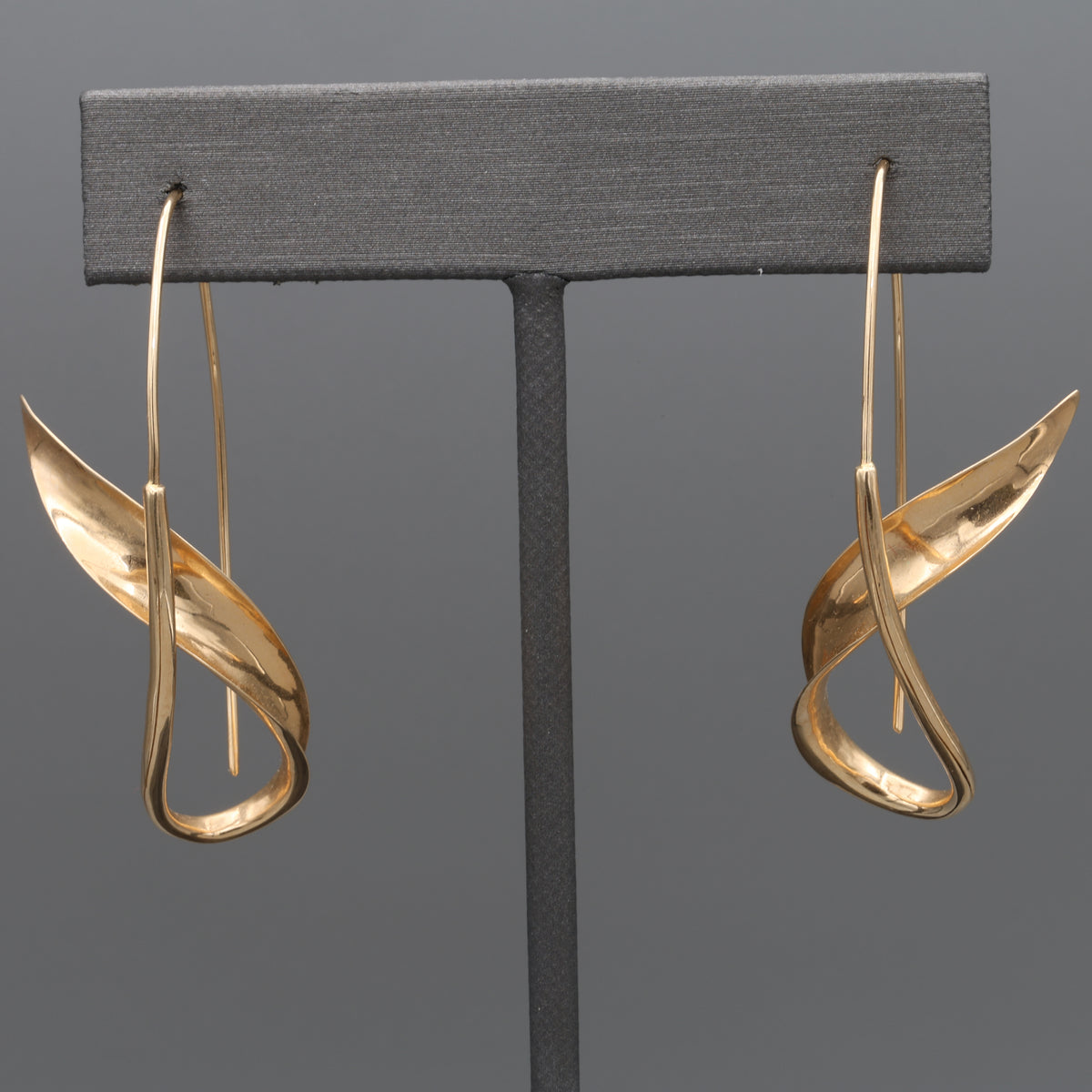 Vintage Peter Small Iconoclast Twist Earrings in 14k Yellow Gold