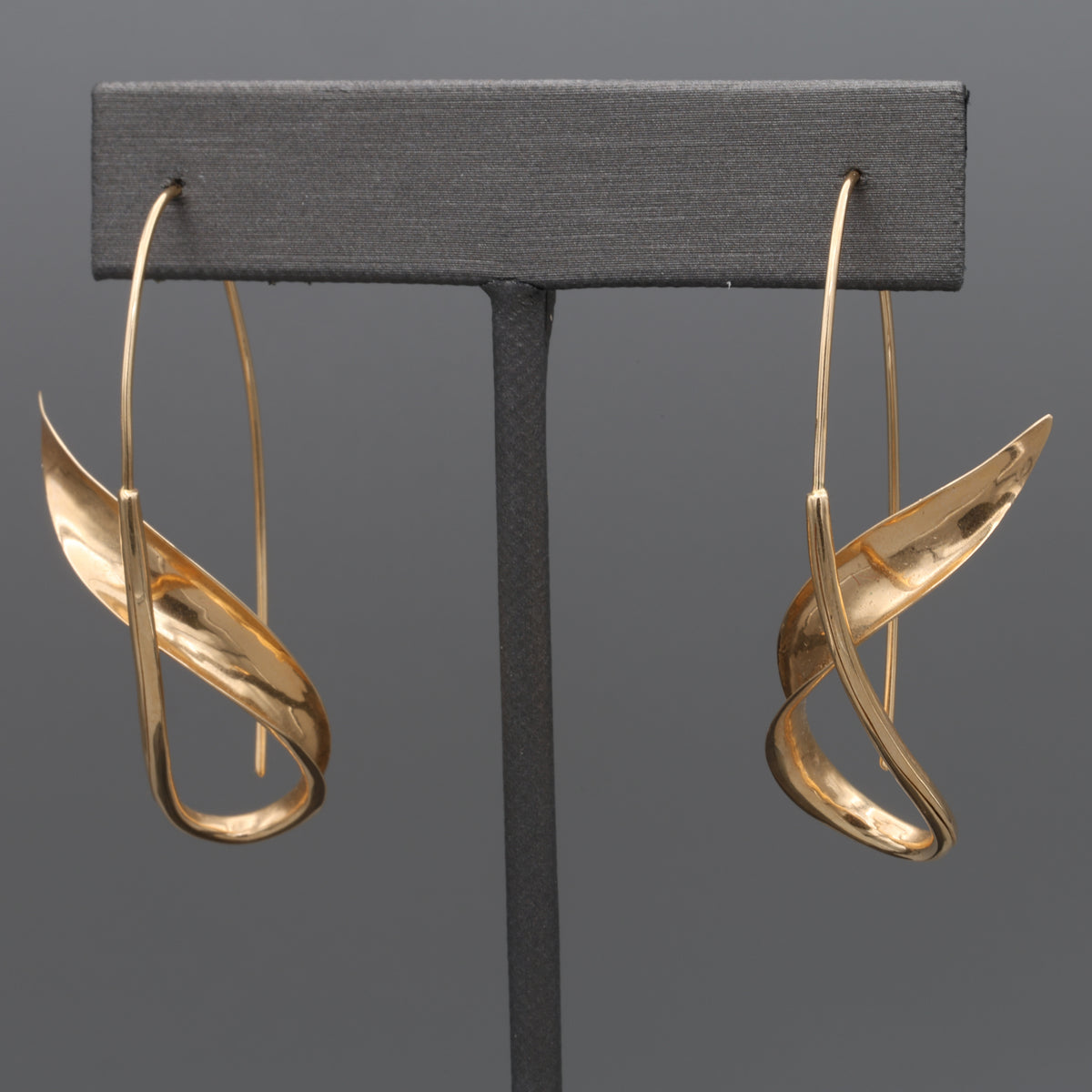 Vintage Peter Small Iconoclast Twist Earrings in 14k Yellow Gold