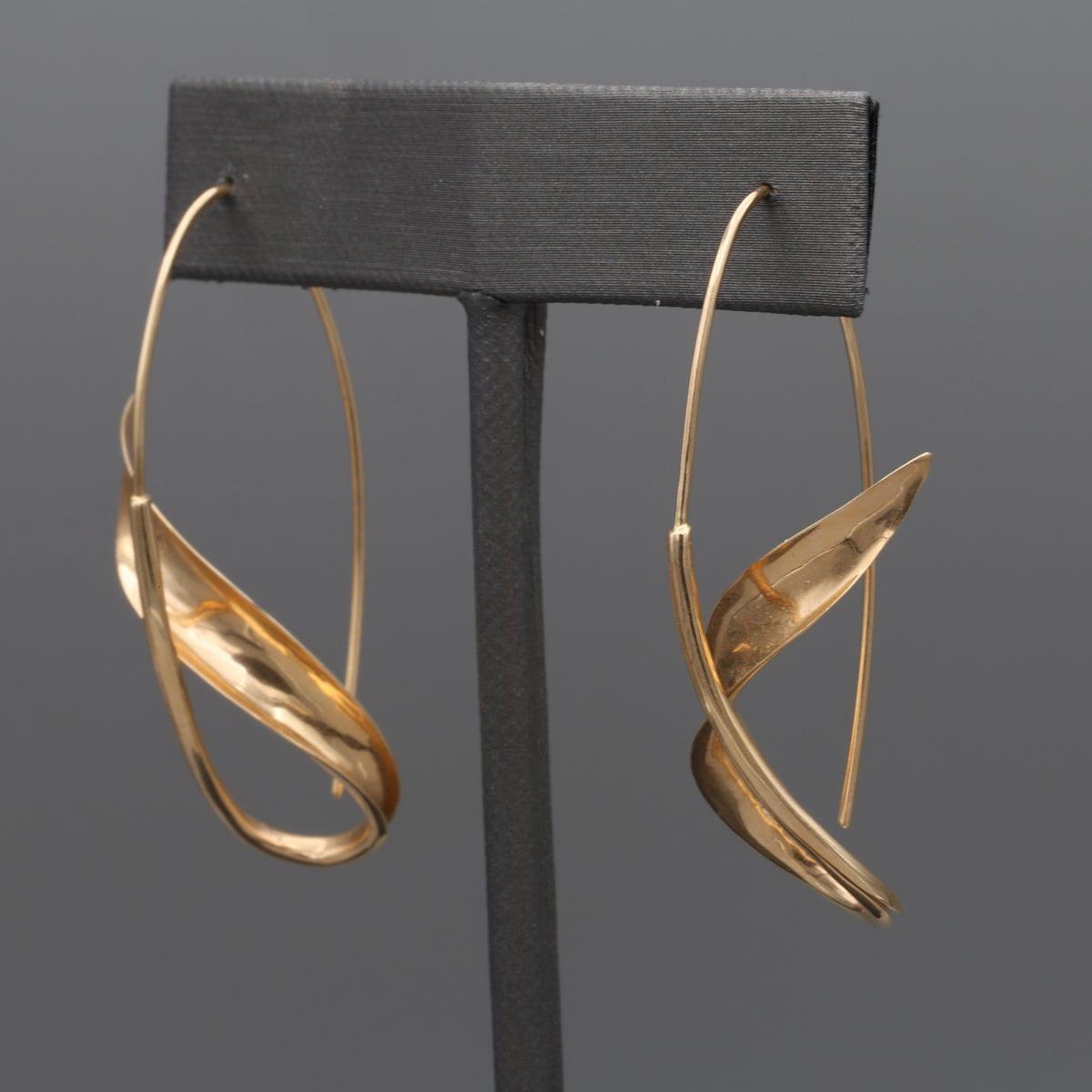 Vintage Peter Small Iconoclast Twist Earrings in 14k Yellow Gold