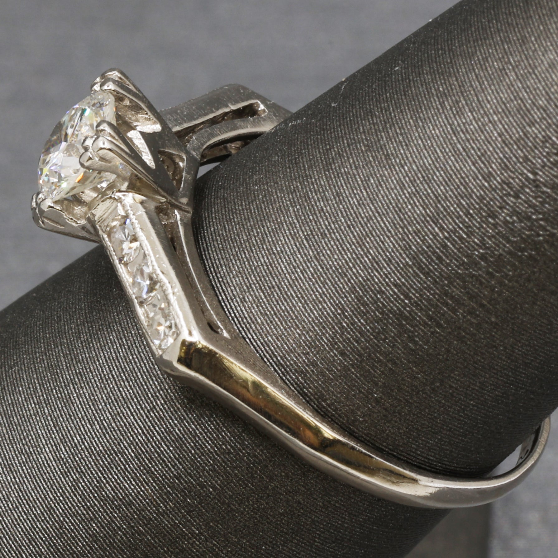 Sparkling Vintage Mid-Century Diamond Engagement Ring in Platinum