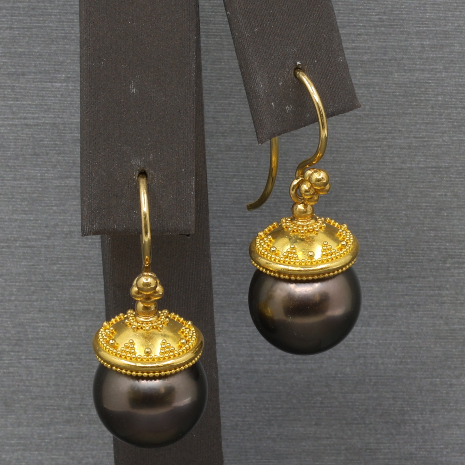Sleek Black Tahitian Pearl Dangle Earrings in 18k Yellow Gold