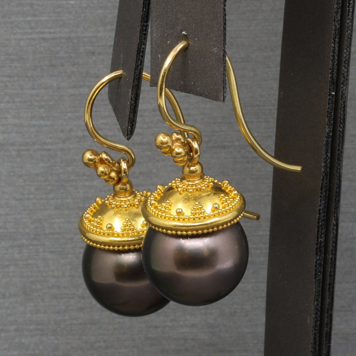 Sleek Black Tahitian Pearl Dangle Earrings in 18k Yellow Gold