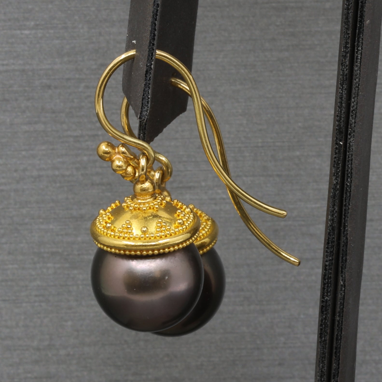 Sleek Black Tahitian Pearl Dangle Earrings in 18k Yellow Gold
