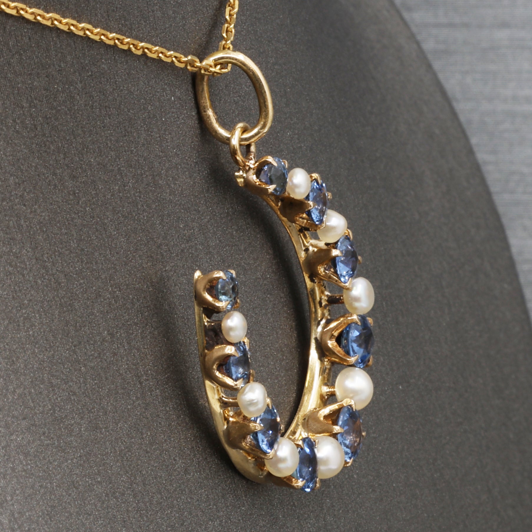 Victorian Montana Yogo Sapphire & Pearl Horseshoe Pendant in 14k Yellow Gold