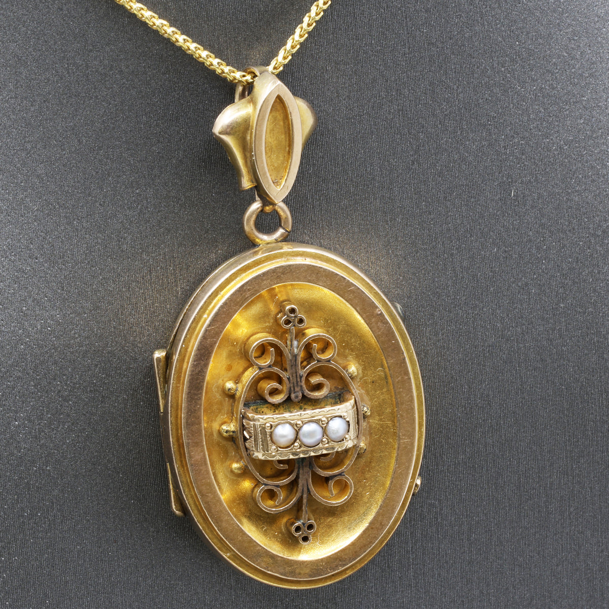 Antique Victorian Oval Picture Locket with Seed Pearls in 9k Yellow Gold