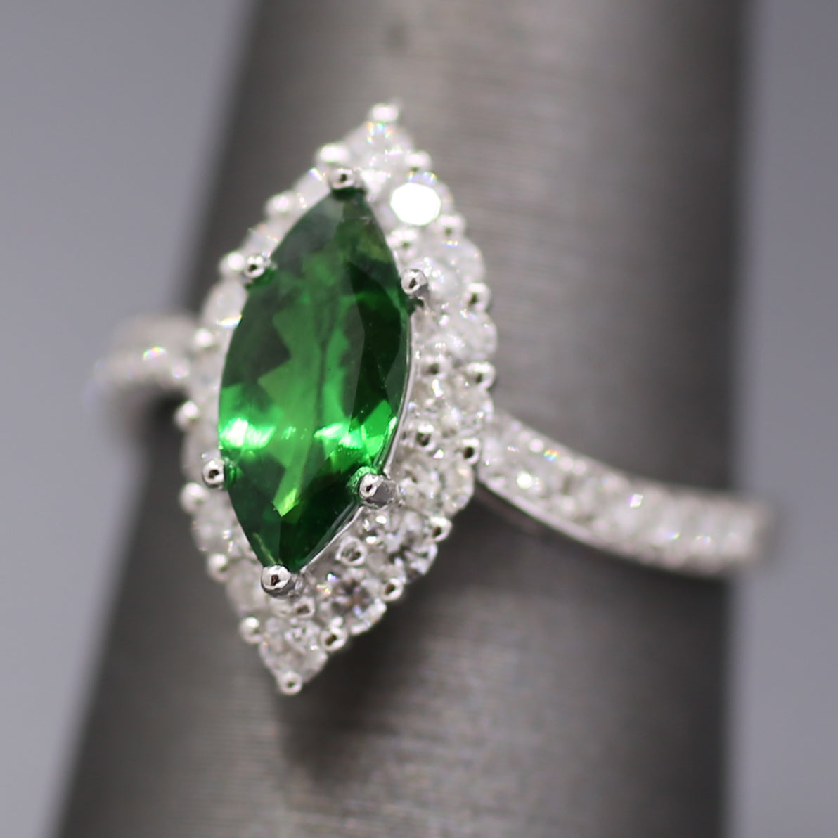 Stunning Marquise Tsavorite Garnet and Diamond Ring in Platinum 950